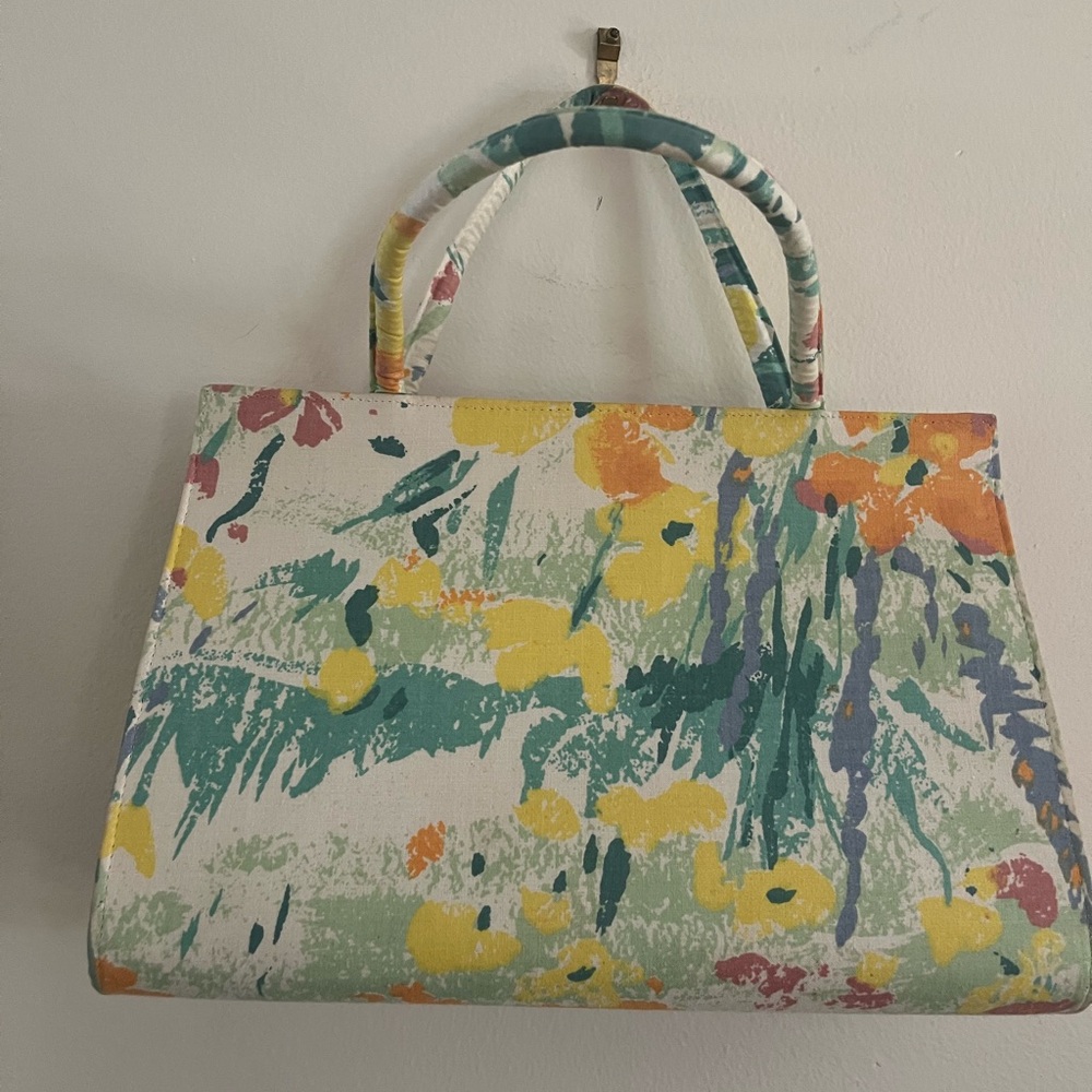 VTG MARGARET SMITH of Gardiner Maine Hand Bag